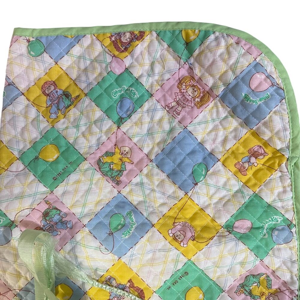 Vintage 1983 Cabbage Patch Kids Quilted Doll Sleeping Bag With Pastel Pattern & - Picture 2 of 12